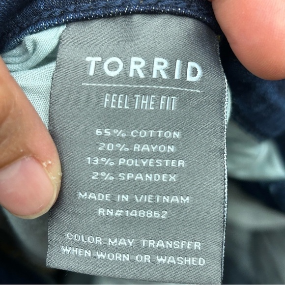 Torrid 5 Inch Super Soft Mid-Rise Short - Picture 4 of 5